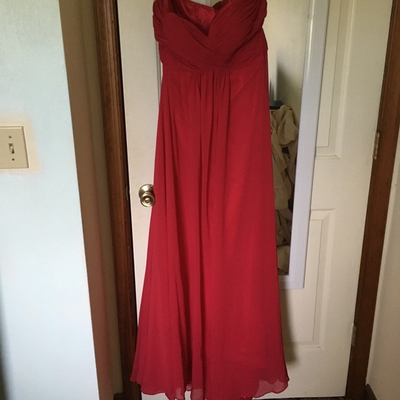 Red Prom/Formal Dress. Fits size 10-12. - Picture 1 of 2